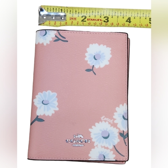 COACH Daisy Print Leather Passport Holder - Picture 4 of 7